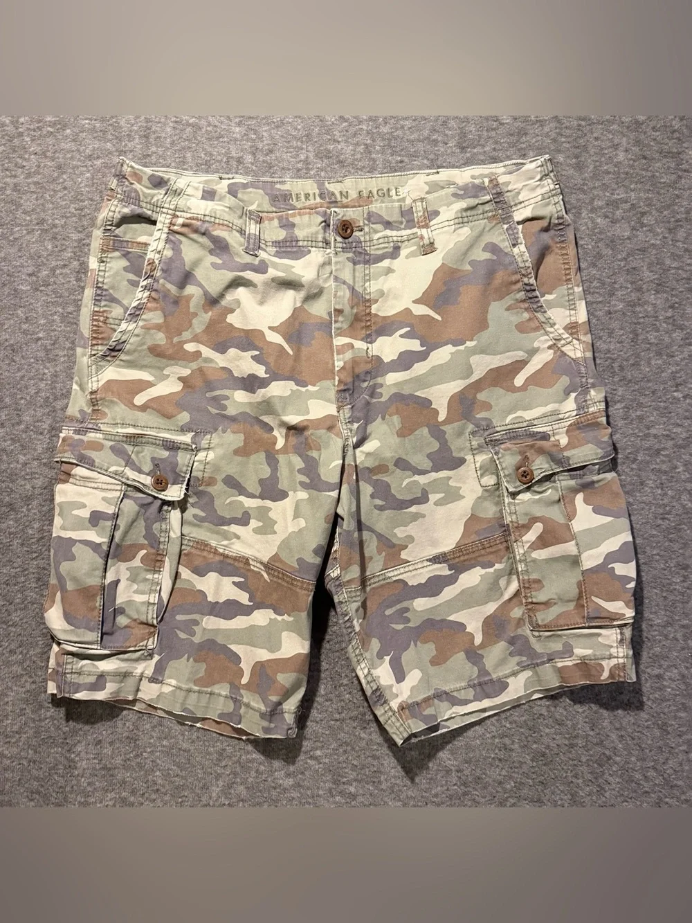 American Eagle Camo Cargo Shorts Mens 40 Longer Length 11
